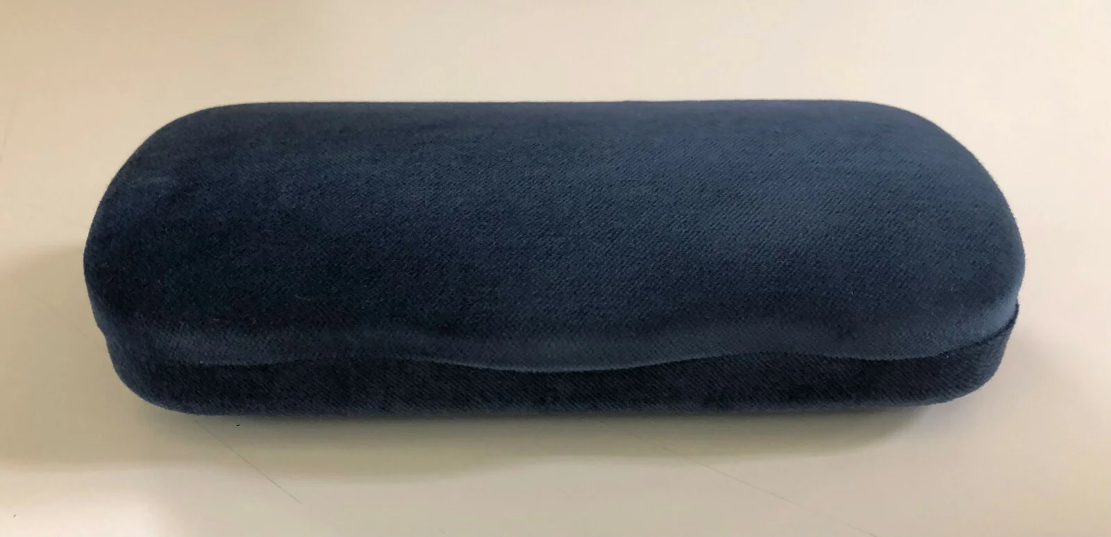 New Gucci Sunglasses Eyeglasses Case Blue Velvet Clamshell Small Eyewear Case 3