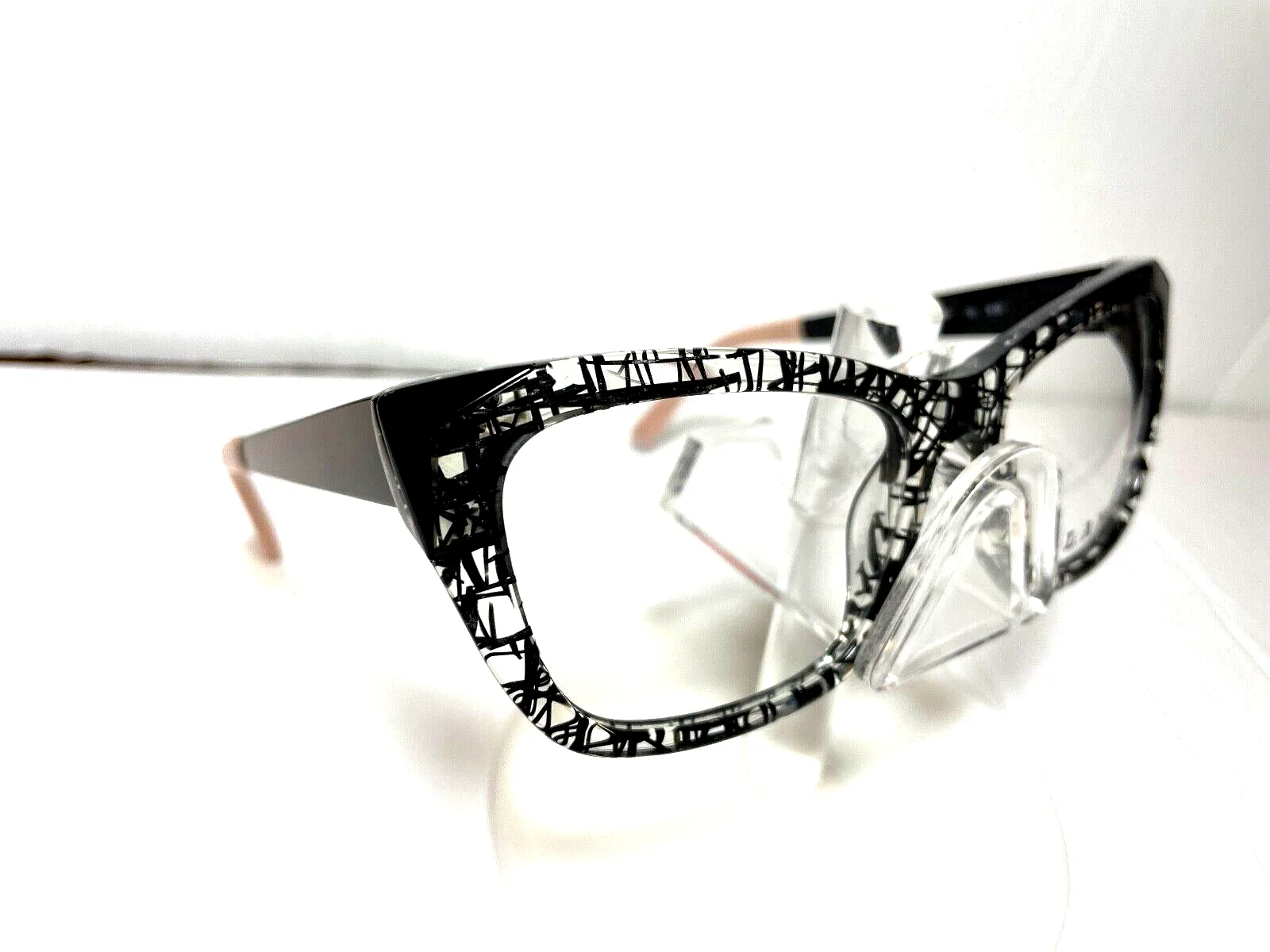 NEW LAMB EYEGLASSES by Gwen Stefani LA032 BLACK w/LAMB CASE 4