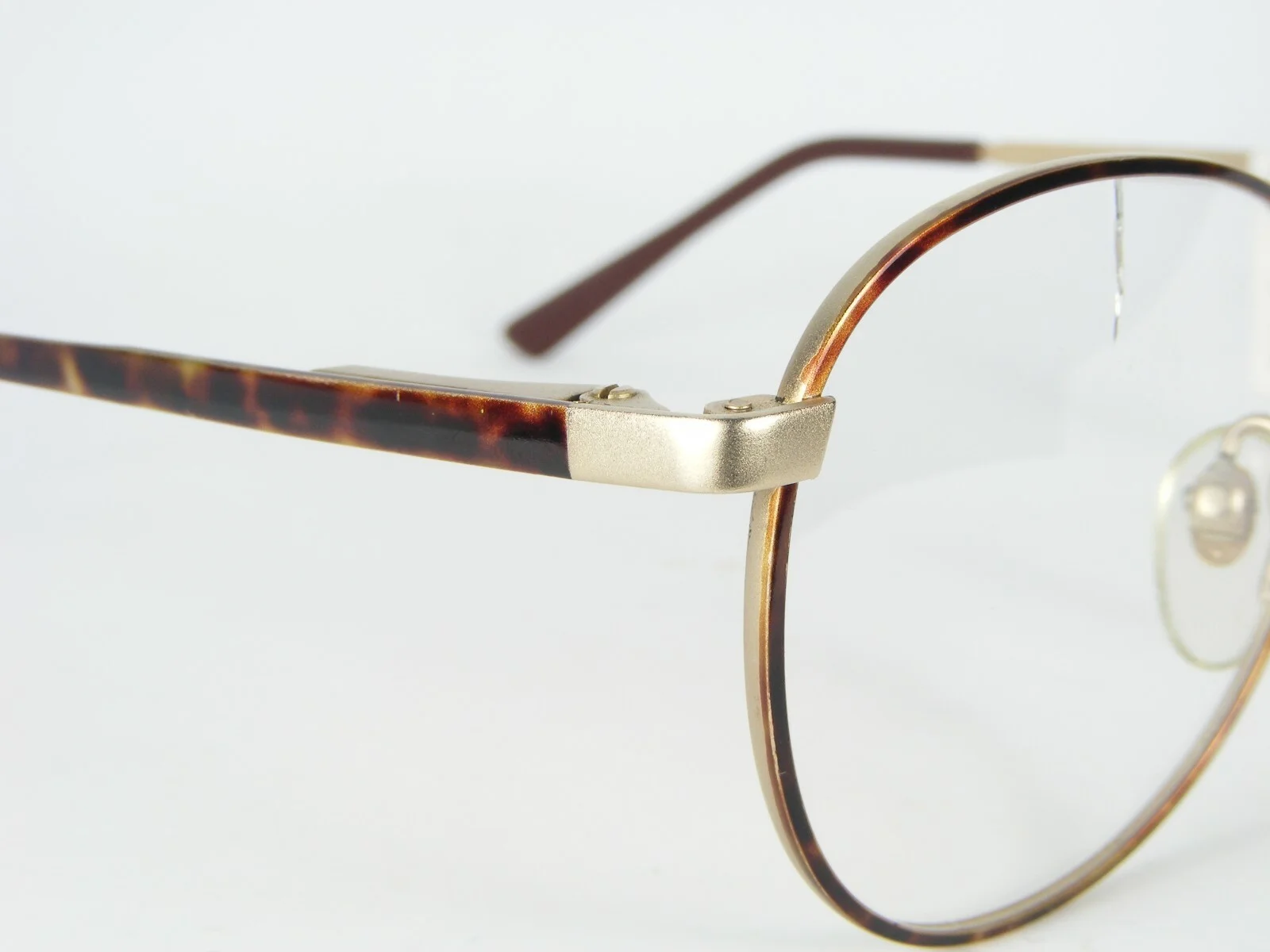 NEW Louisville Slugger 352 35258 DEMI AMBER /GOLD EYEGLASSES GLASSES 45-18-125mm 4