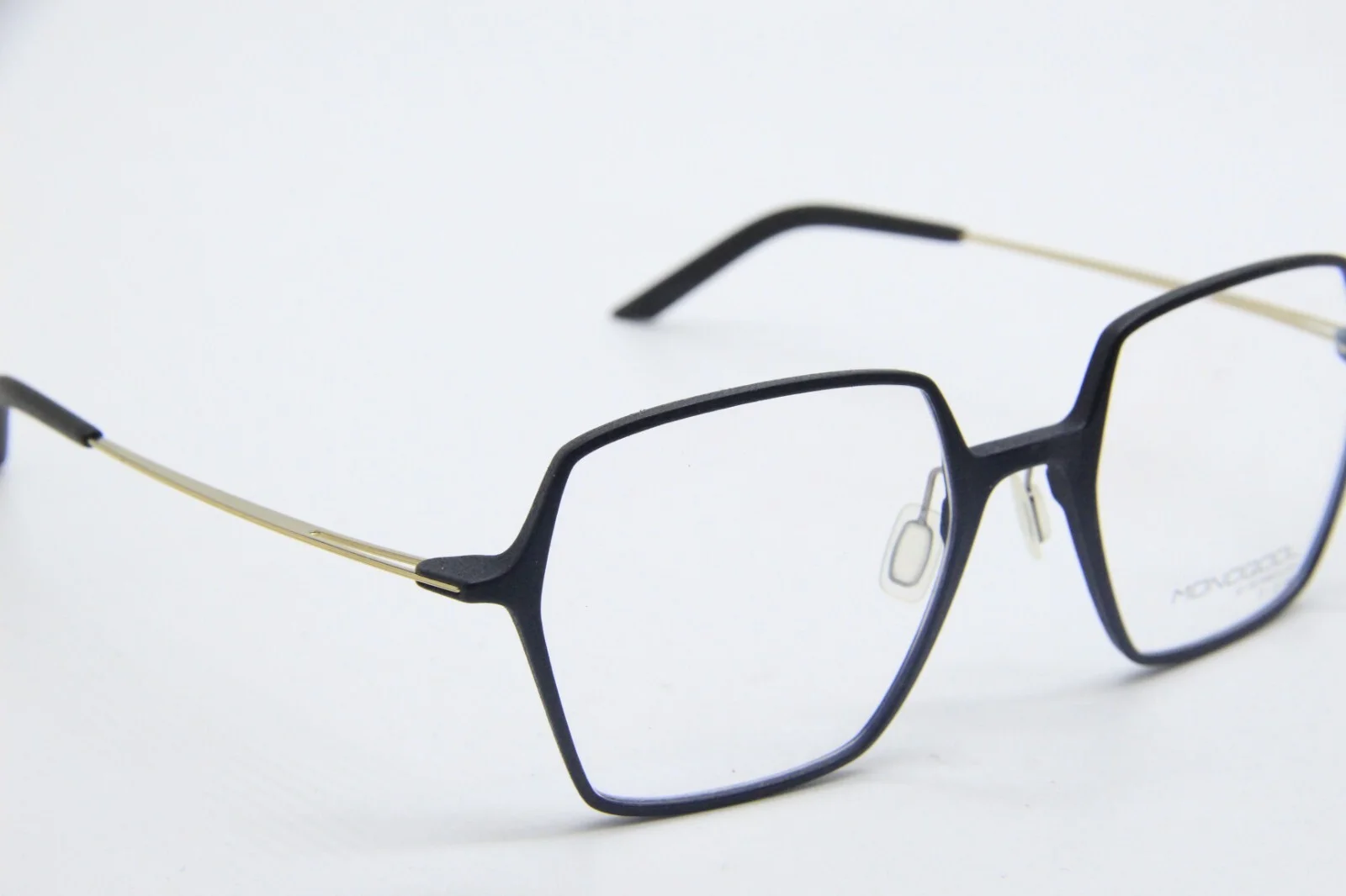NEW MONOQOOL 3D TECHNOLOGY 11S BLACK GOLD AUTHENTIC EYEGLASSES 51-20 3
