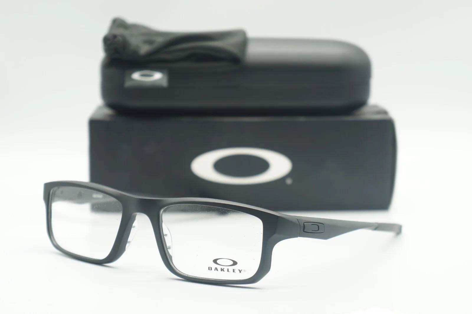 NEW OAKLEY OX8049-0153 SATIN BLACK VOLTAGE AUTHENTIC EYEGLASSES FRAME RX 53-19
