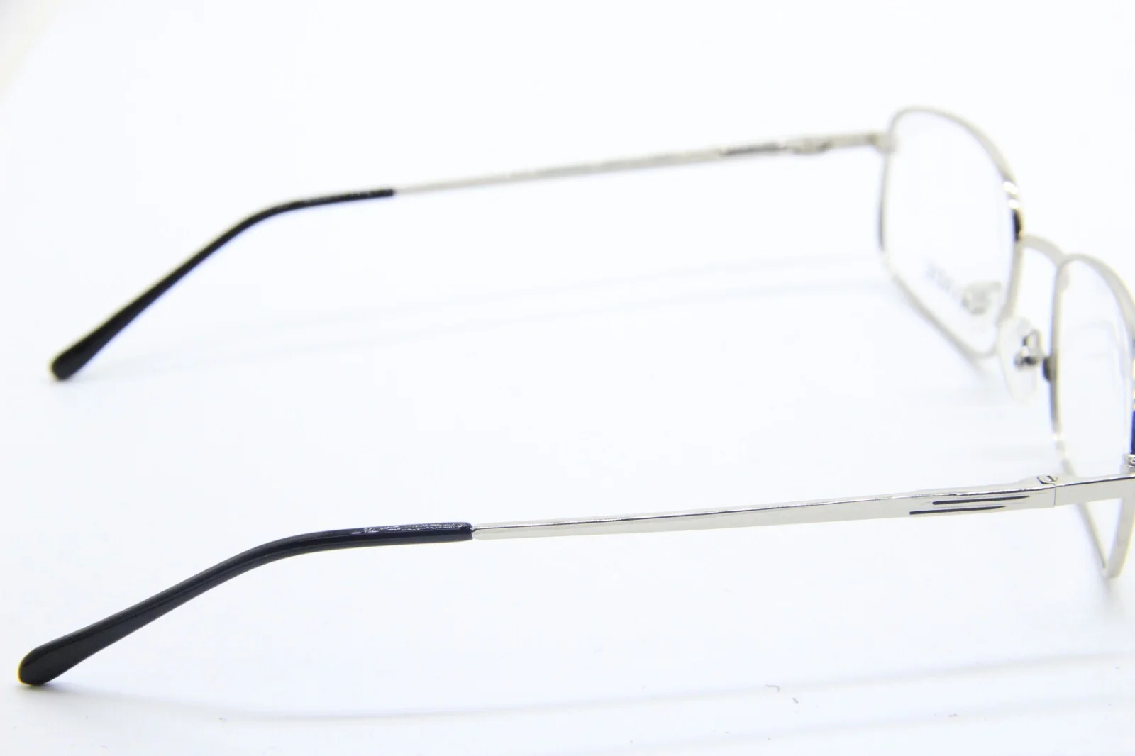 NEW PARADE PR 1607 SILVER BLACK AUTHENTIC FRAMES EYEGLASSES 55-19 4