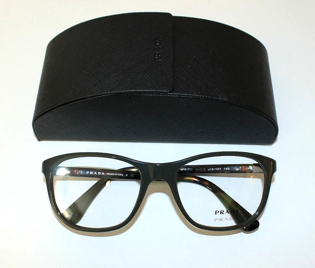 New PRADA Women