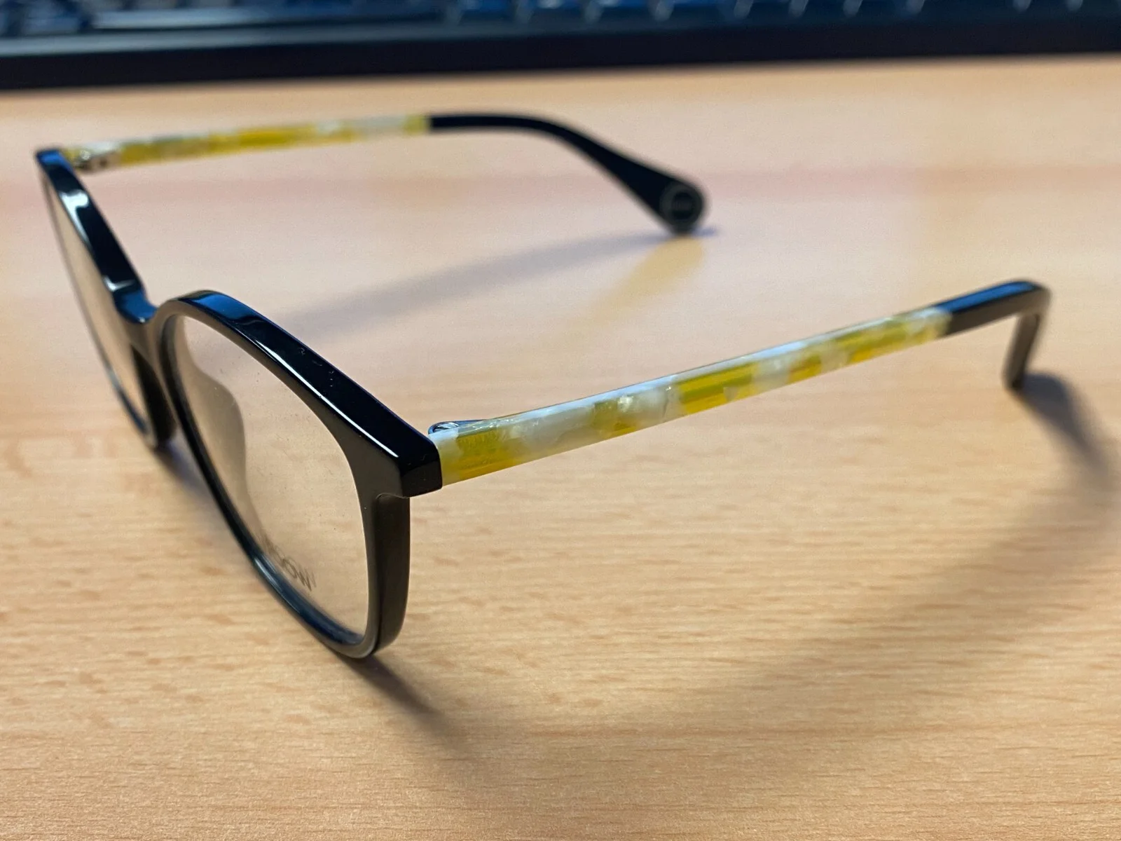 New WOOW EYEGLASS FRAMES