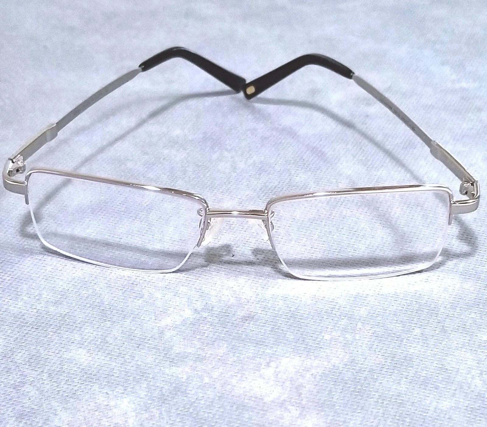 NIKON EYEGLASSES TITANIUM 1/2 RIM SILVER 8866 RECTANGLE EXCELLENT CONDITION