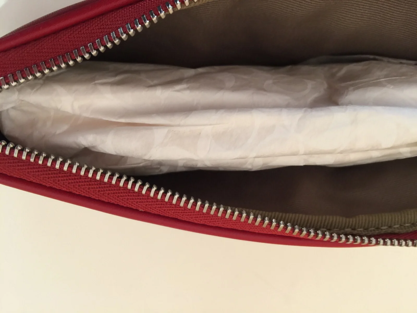 NWT Coach RARE Embossed eyeglasses soft case holder leather red #8883 4