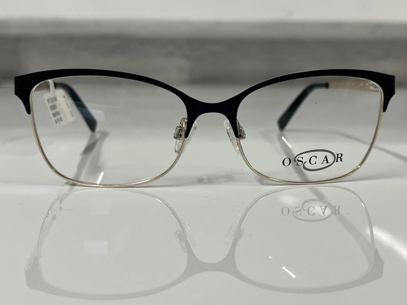 O by Oscar de la Renta OSL473 Women
