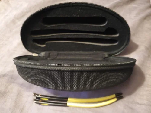 OAKLEY CROSSLINK TEMPLES & CASE ONLY. BARK/LEMON PEEL COLOR. 2