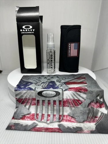 Oakley Eyeglass Cleaning Kit Lens Tactical Field Gear Case Spray Bottle Cloth