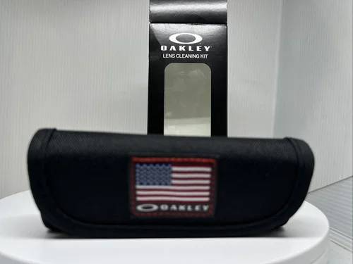 Oakley Eyeglass Cleaning Kit Lens Tactical Field Gear Case Spray Bottle Cloth 3