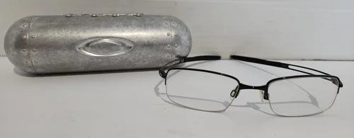 Oakley *Frag* Perscription EyeGlass Frame Only Polished Black & Silver Clam Case 2