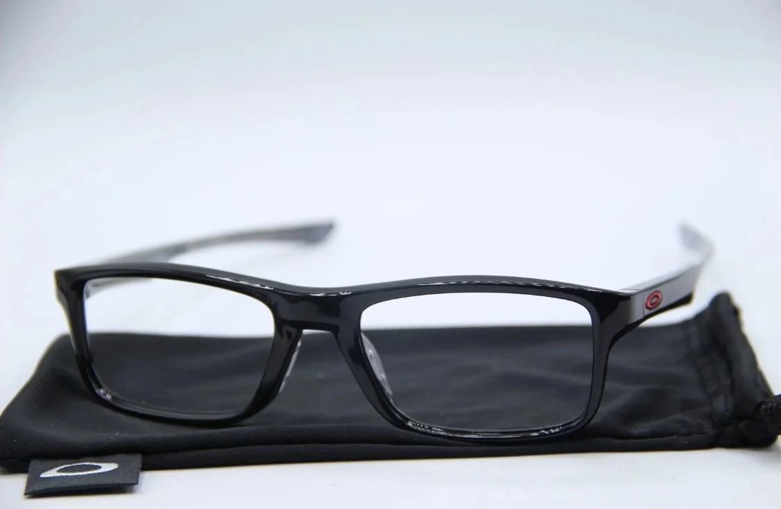 Oakley Hard Case W/cleaning Cloth And Box Eyeglasses Sunglasses NIB