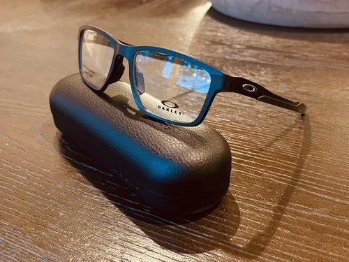 Oakley Men