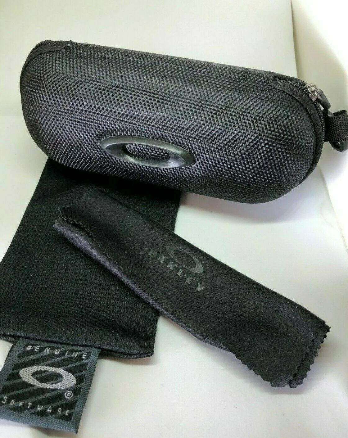 Oakley Sunglasses Eyeglasses Hard Zipper Case & Soft Carrying Case Protectors 2