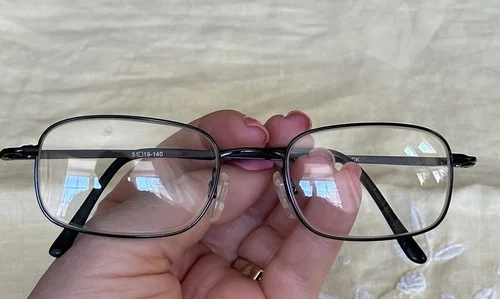 Oleg Cassini eyeglass frames 1194 Black 51/19/ 140 metal