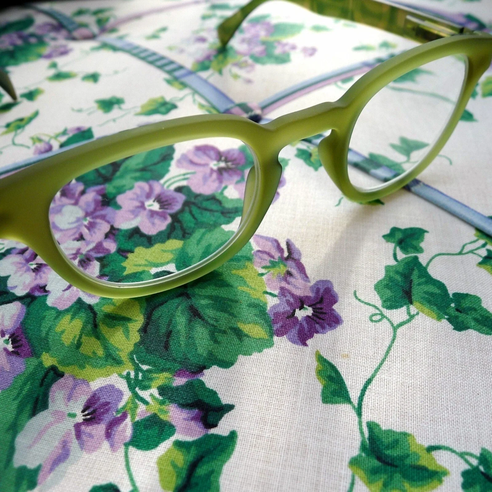 Olive Green 1.25 Eyeglasses New Readers Unisex Glasses Reading Close Work 3