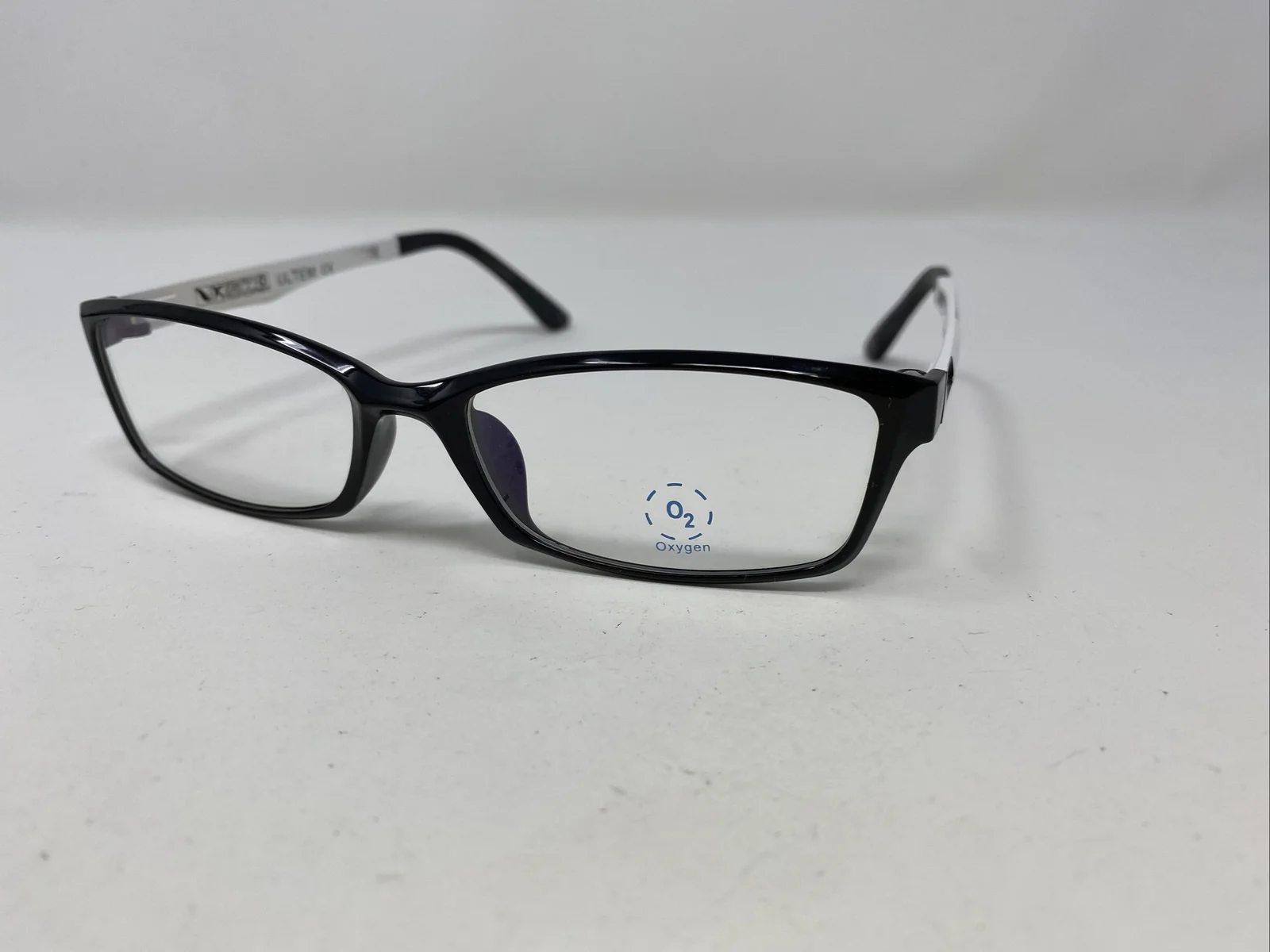 Oxygen Eyeglasses Frames 6010 53-16-140 Black/White Full Rim EE07 2
