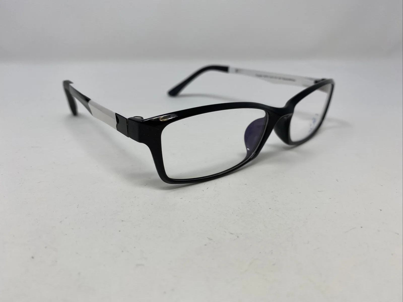 Oxygen Eyeglasses Frames 6010 53-16-140 Black/White Full Rim EE07 4