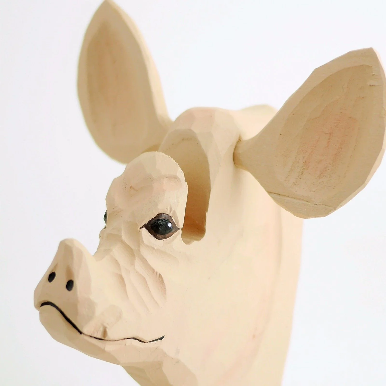 PEEPERS EYEGLASS HOLDER - Pink Wood Hand Carved Pig Figurine - Holds Eyeglasses 2