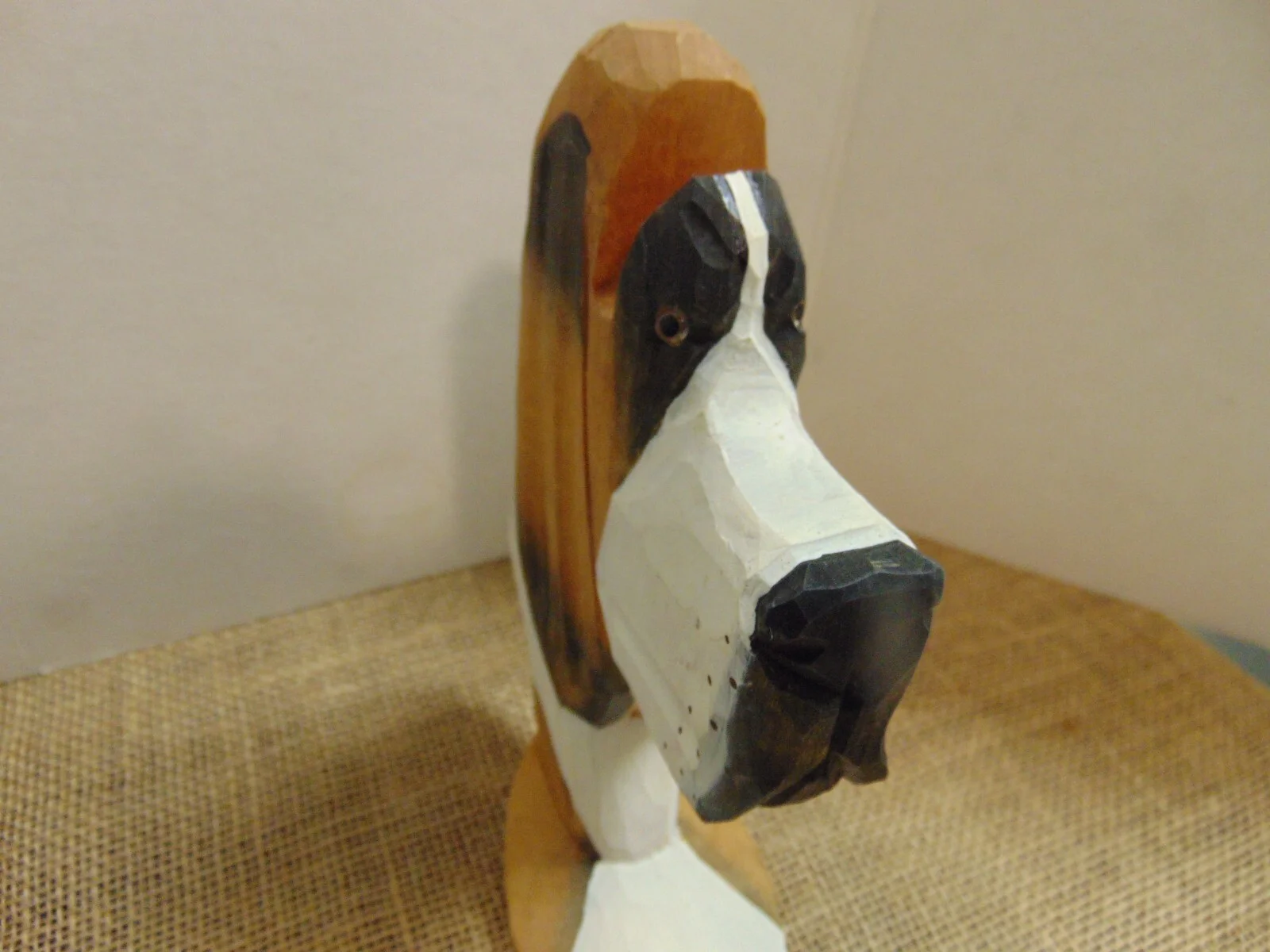 Peepers Wooden Carved Dog Eyeglass Sunglass Holder 4