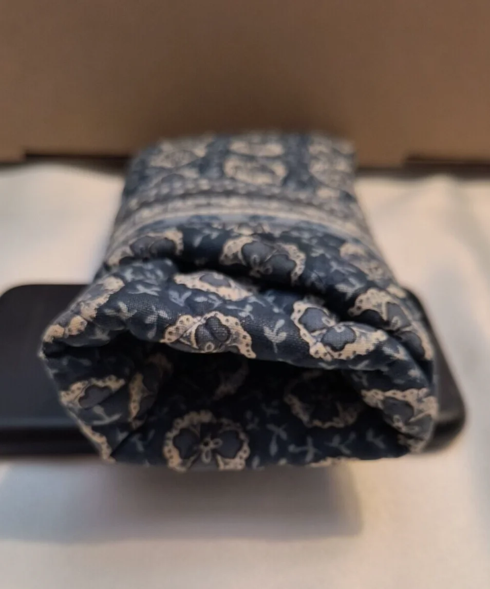 RARE Find -Vera Bradley Indigo Double Quilt Cotton Eyeglass Case Retired Pattern 3