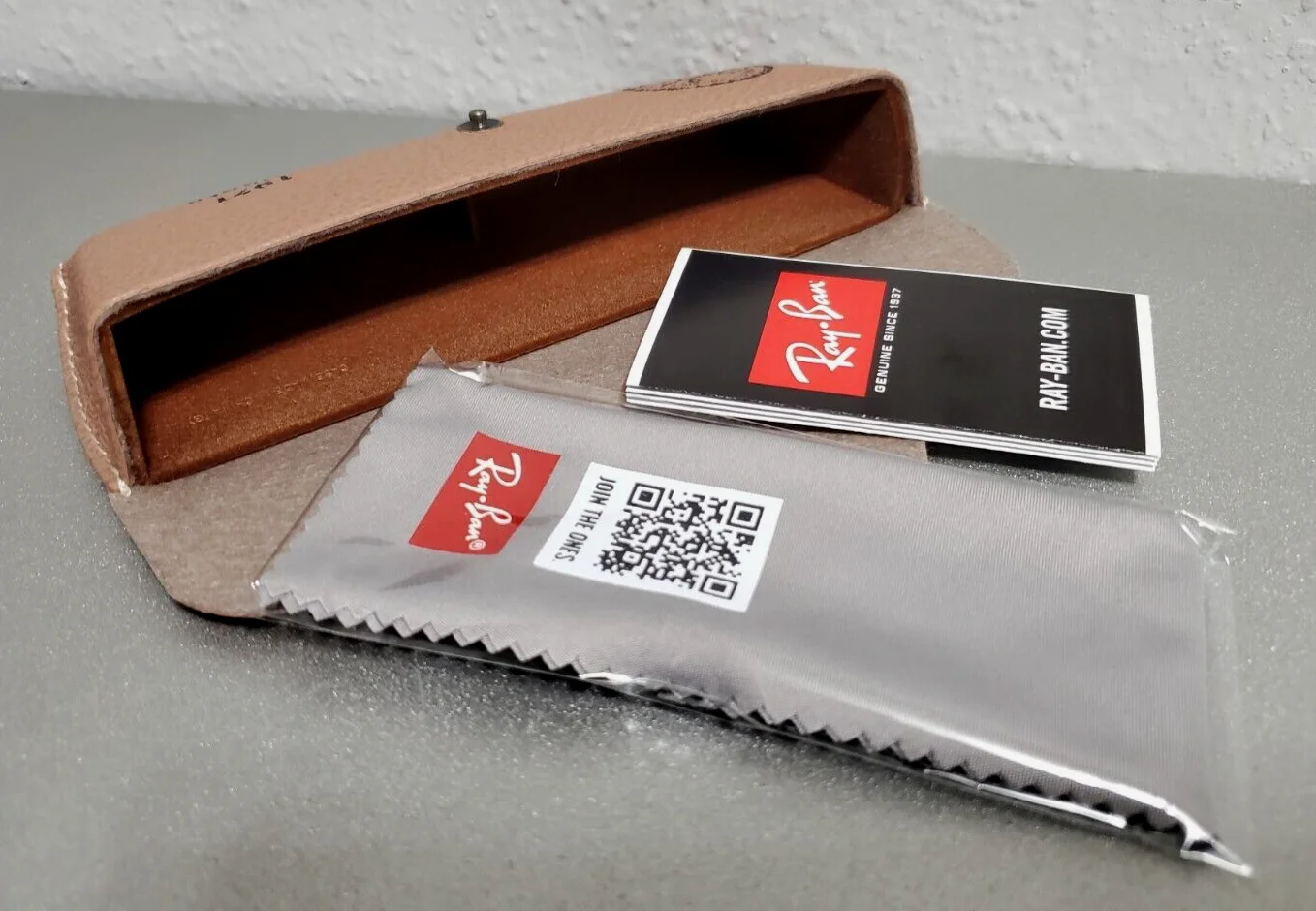 Ray-Ban 1971 Square Beige Sunglasses/Eyeglasses Case + Cleaning Cloth+Booklet 2