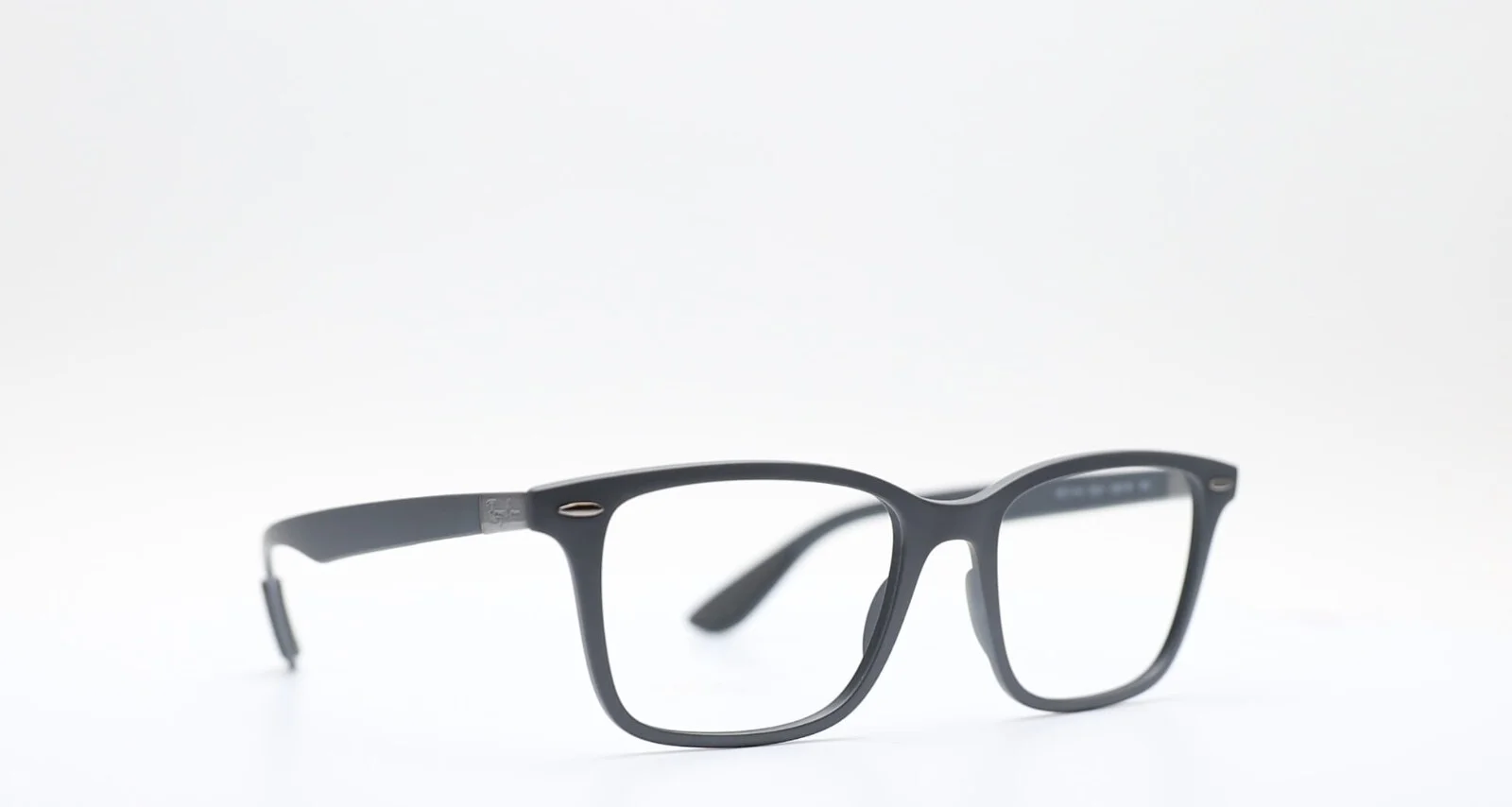 Ray Ban liteforce grey RB 7144 5521 53 18 150 frames only Made in Italy