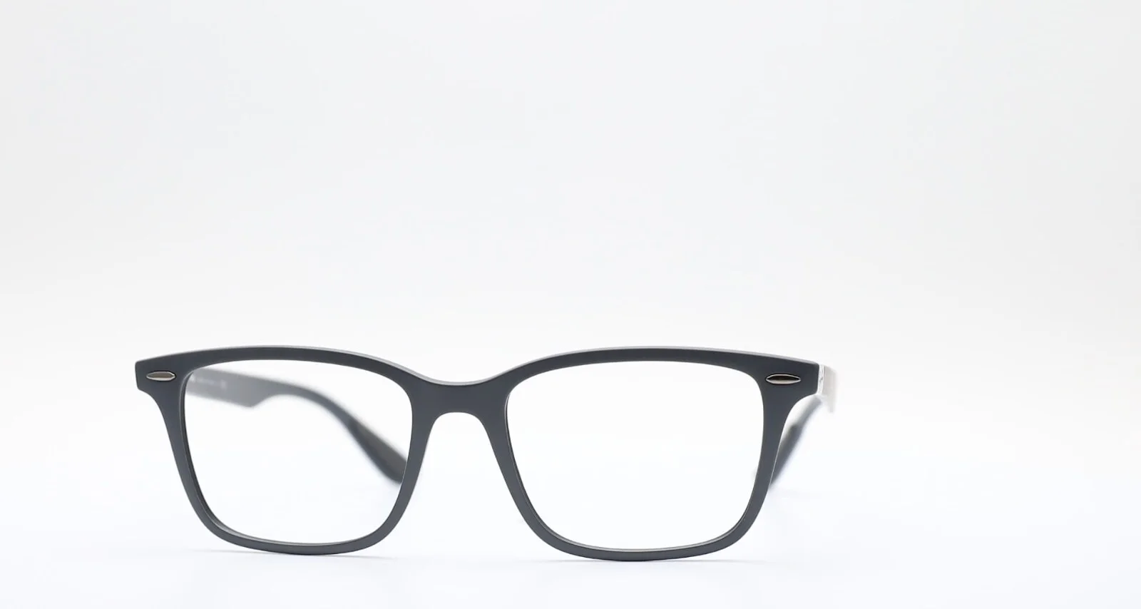 Ray Ban liteforce grey RB 7144 5521 53 18 150 frames only Made in Italy 2