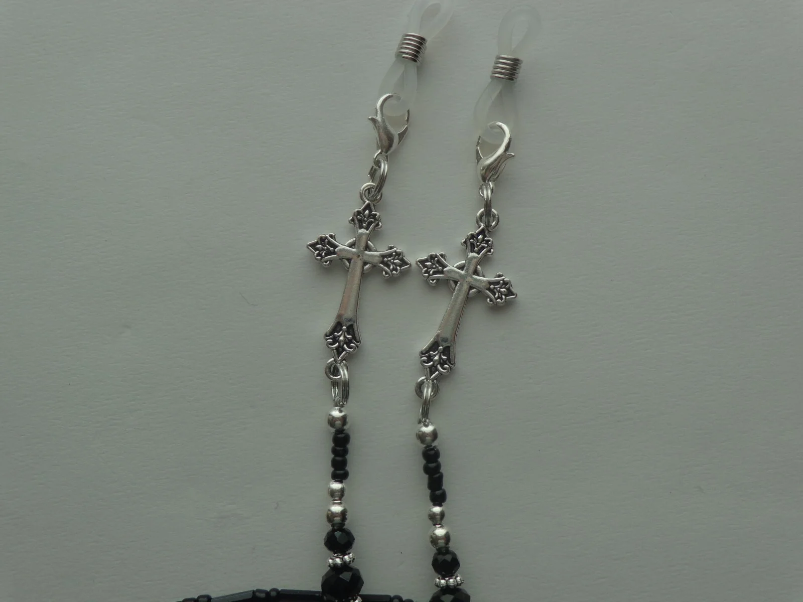 RELIGIOUS CROSS CRYSTAL BEADS EYEGLASSES HOLDER CHAIN NECKLACE LOBSTER CLASPS 3