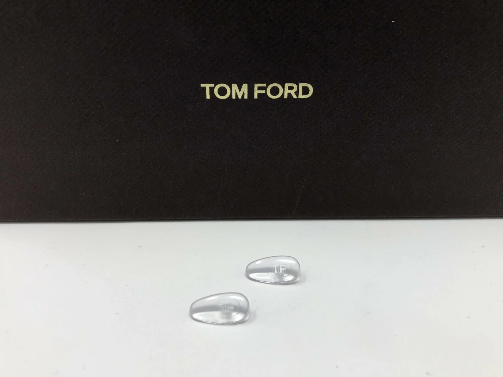 Replacement Snap In / Press In Nose Pads for Tom Ford Eyeglasses Logo in Gold