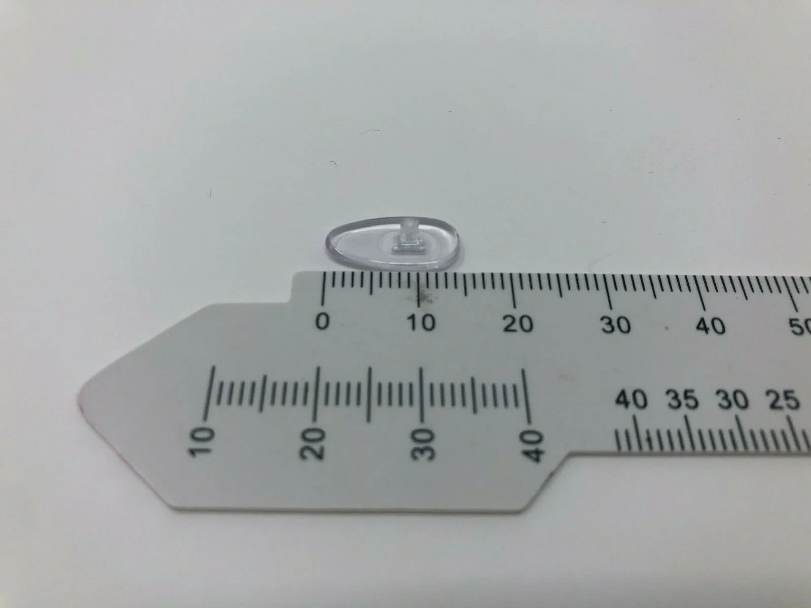Replacement Snap In / Press In Nose Pads for Tom Ford Eyeglasses Logo in Gold 3