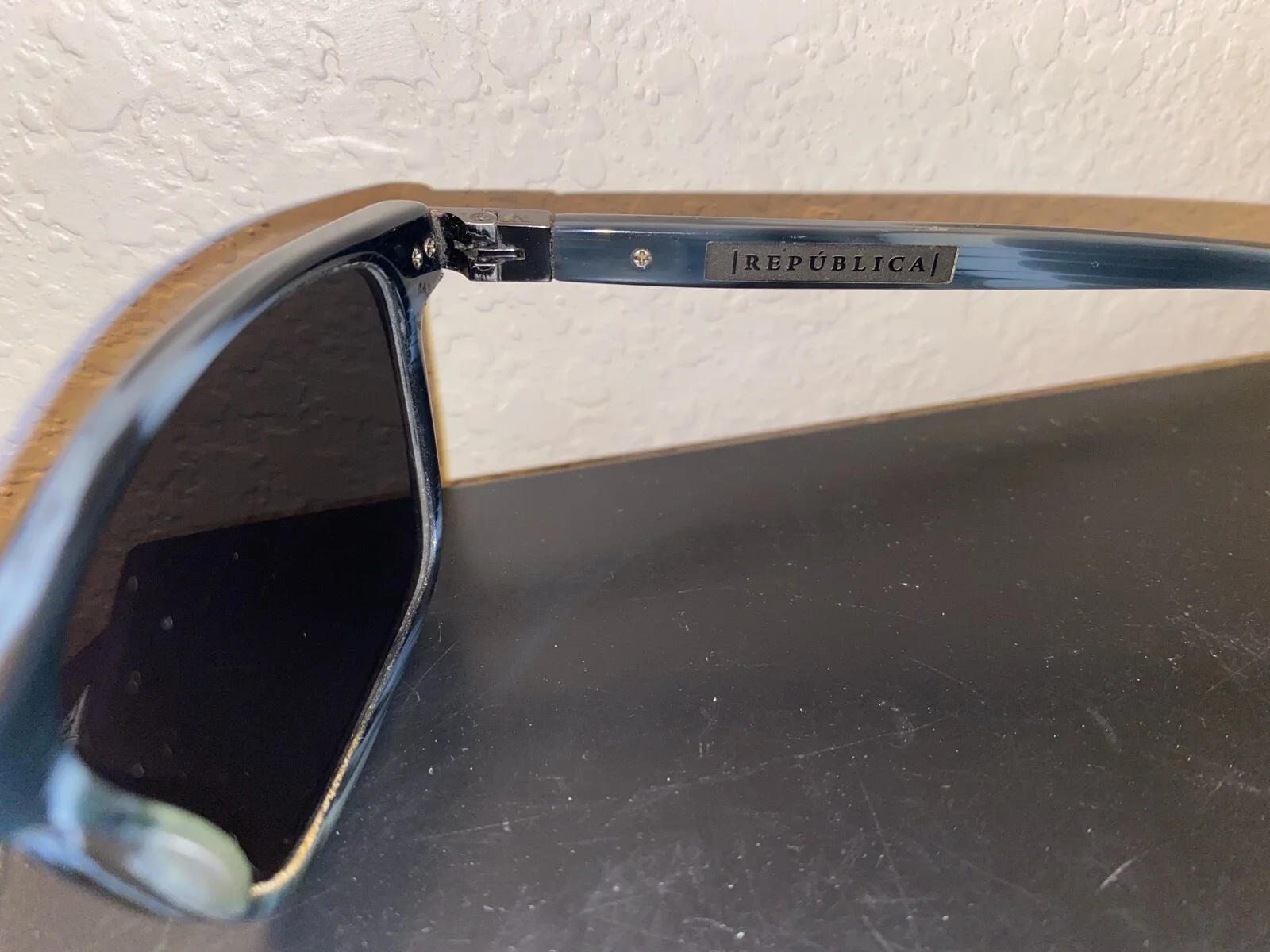 Republica Alba Mens Eyeglasses 56-17-140 Tinted Lenses 2