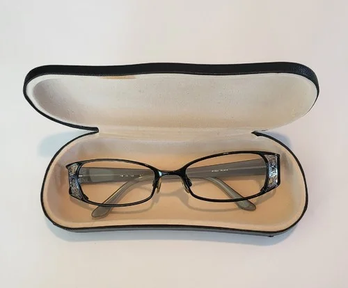 Revlon Glasses Frame RV553. 1/8 125