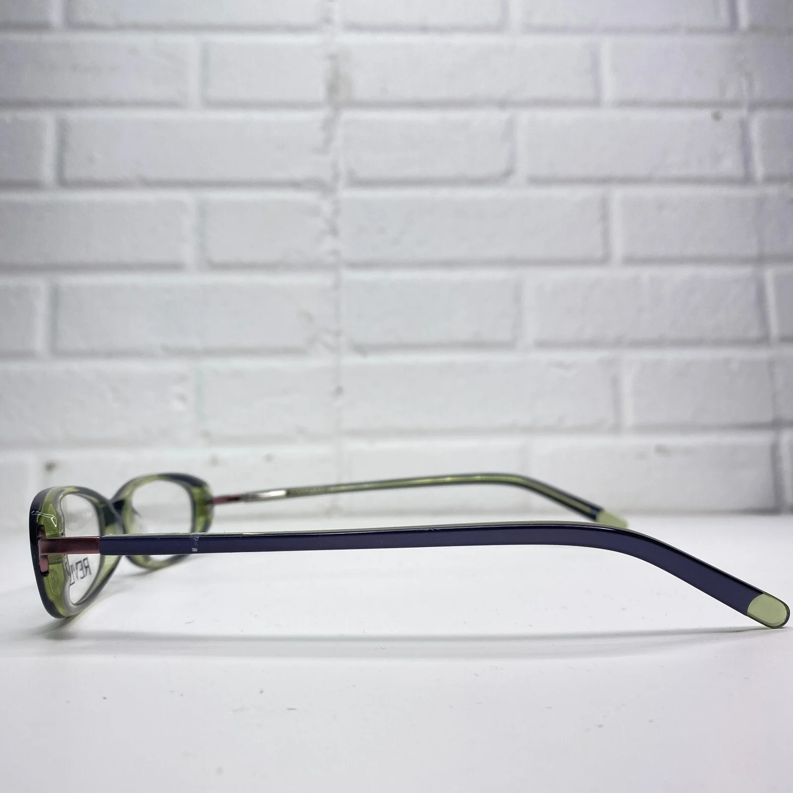 Revlon R2 Eyeglasses Frames Black 2010 F35 Womens 135MM 50-16-135 23019 3