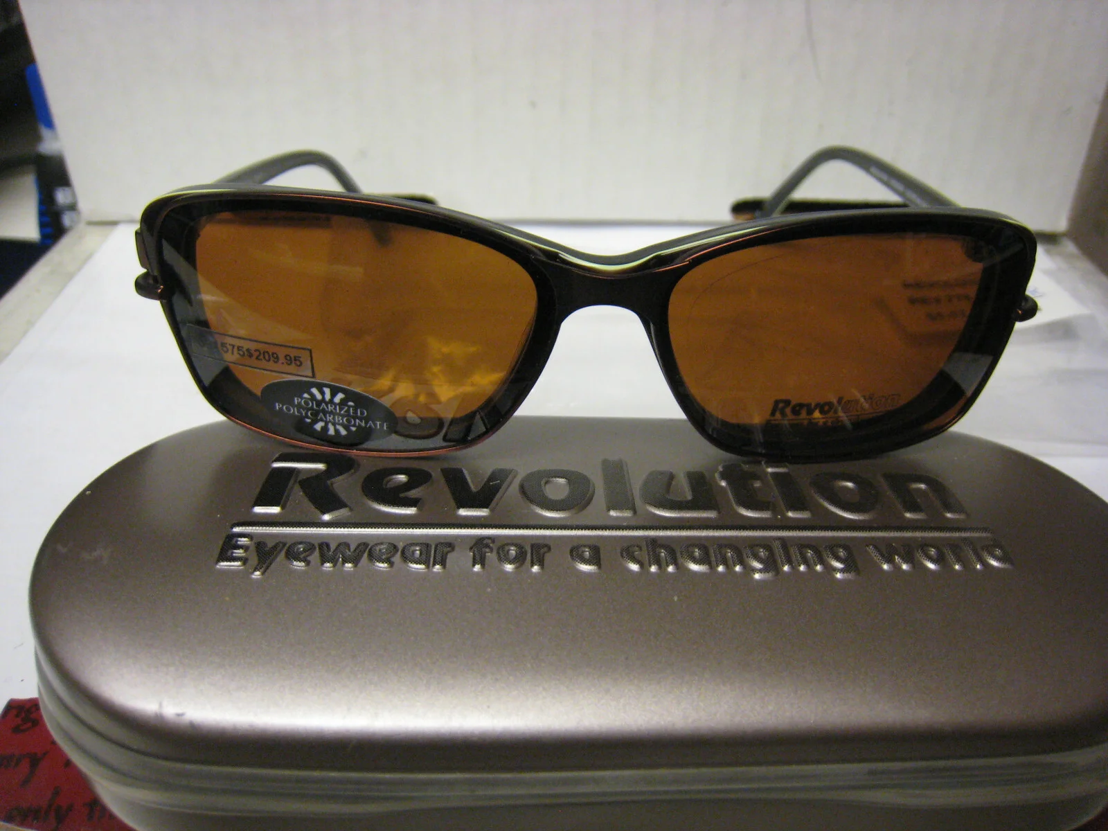 Revolution Eyeglass Frame W/ Magnet sun shade REV778 in BNGR 51-17-135 w/case 2