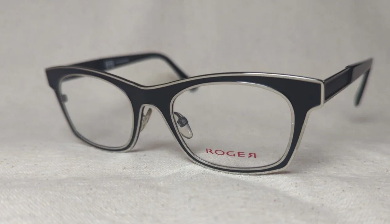 ROGER Eyeglasses Cartoon Jerommeke 47-21 c. 2 Black/Silver Trim Unisex Frames