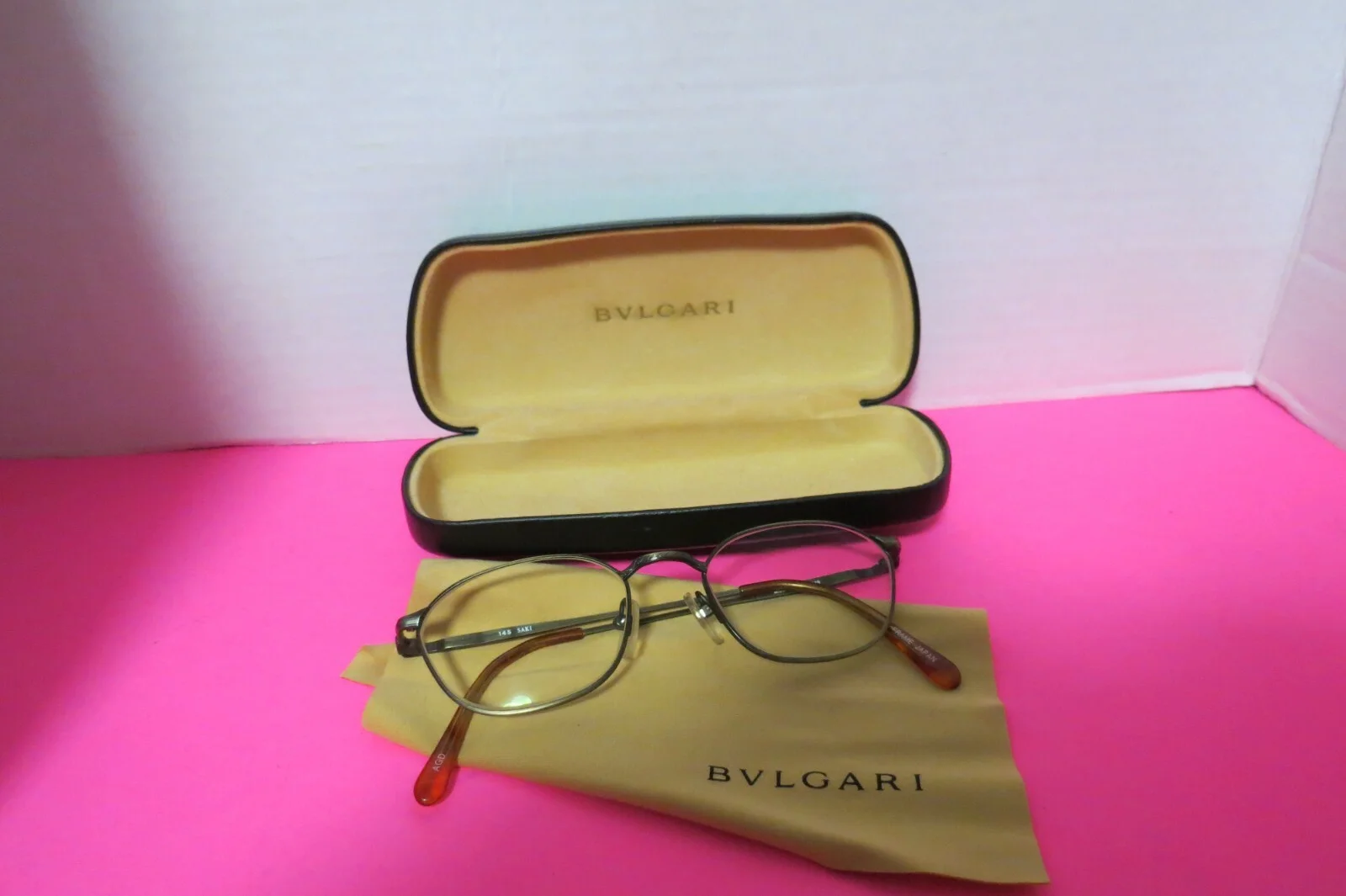 Saki Eyeglass Frames Model 577 Metal Rx 50 19 130 mm W/Case And Cloth