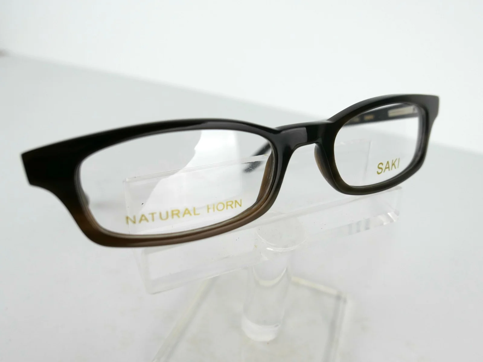 Saki Mod. 682 (BWN) Brown Natural Horn 50 x 19 140 mm Eyeglass Frames