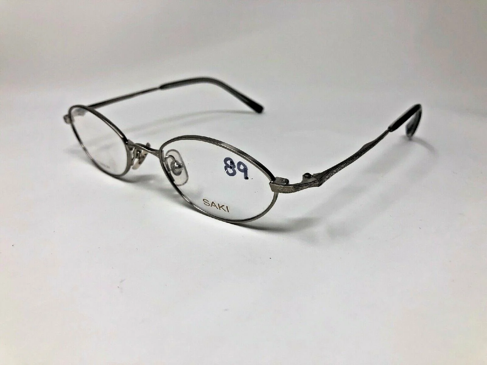 SAKI MOD688 TITANIUM Eyeglasses Frame Japan 49-19-140 Light Silver/Black DF60
