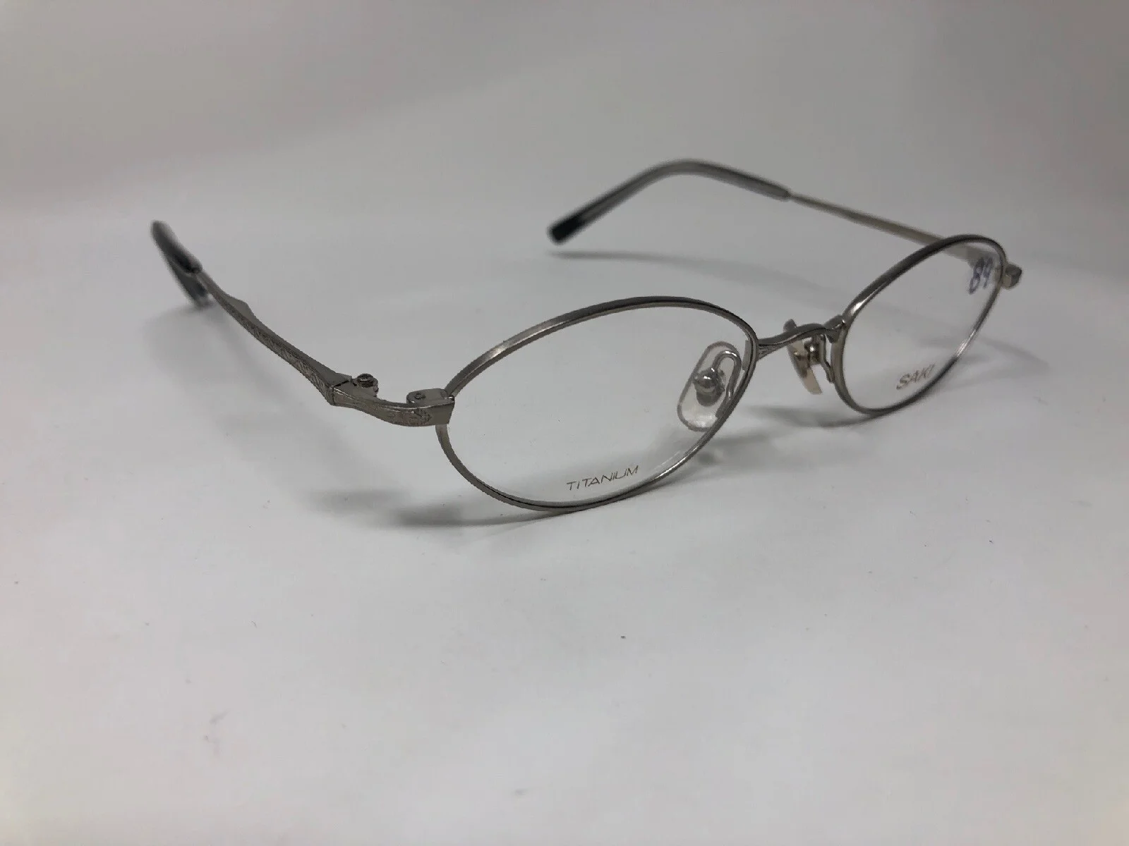 SAKI MOD688 TITANIUM Eyeglasses Frame Japan 49-19-140 Light Silver/Black DF60 4