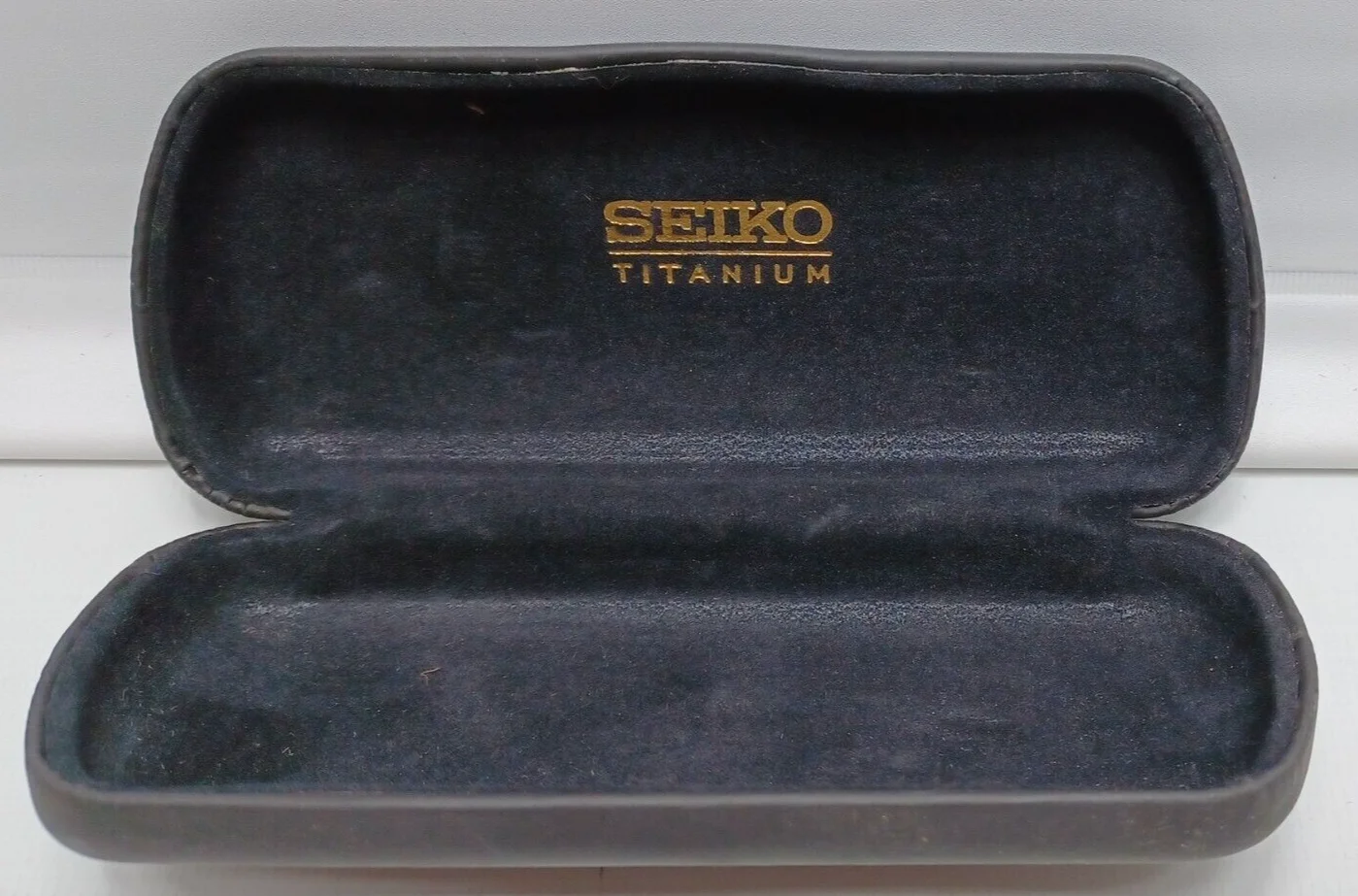 Seiko Titanium Hard Eye Glass Case - in good condition Black NISHIKI