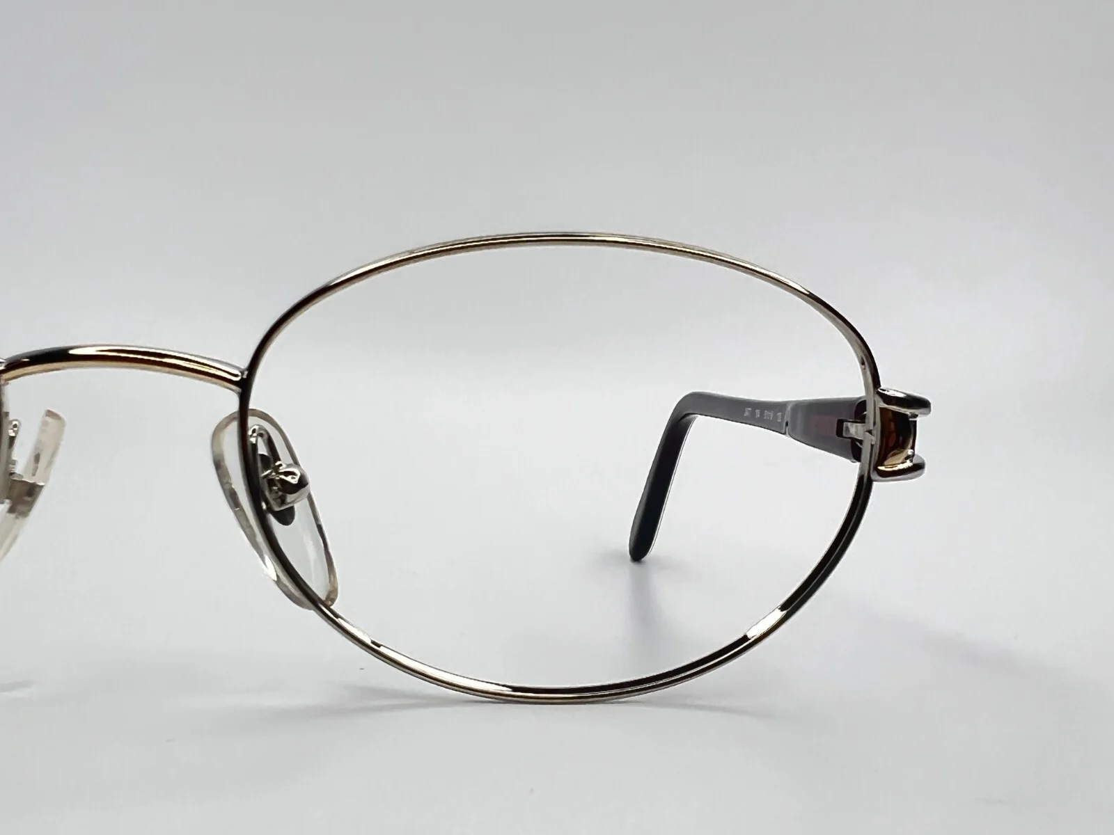 Sferoflex Eyeglasses 2477 104 Silver Red Oval Round Mens Frames 51[]18 130 mm 4