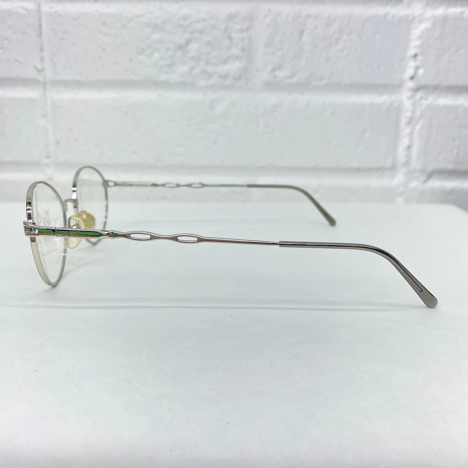 Sferoflex Eyeglasses 2484 688 Silver Round Oval Mens Frames 52[]17 135 mm 20412 2