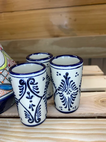 SHOT GLASS - NEW MEXICO - Pueblo Tiwa-speaking Native American Tribe Buildings 2