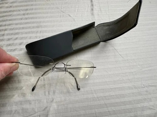 SILHOUETTE Titanium Rimless Eyeglass Frame, #7799 TMA Must, True Gold, 21-150 2