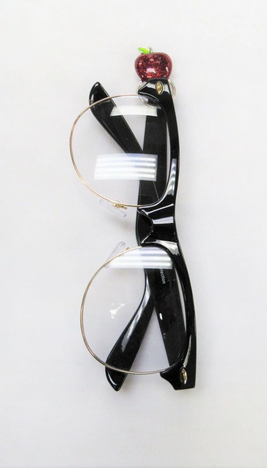 Silver Plated Red Apple Eyeglass Holder Magnetic Pin Teacher Gift New 4