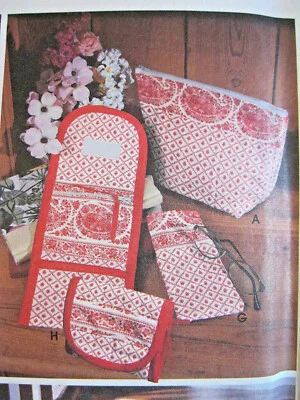 Simplicity 5535 Quilted BAGS Eyeglass CASE Change PURSE pattern 2003 Uncut 3