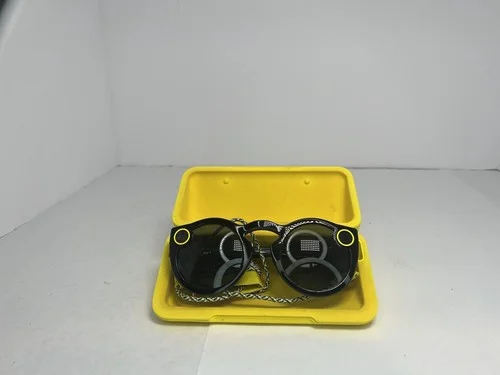 Snap Inc. Snapchat Spectacles Glasses Onyx Eclipse with Charging Cord and Case 2