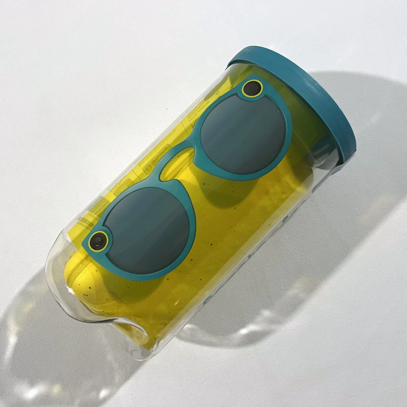Snap Inc. Snapchat Spectacles Glasses - Onyx Eclipse with Charging Cord, Case + 4