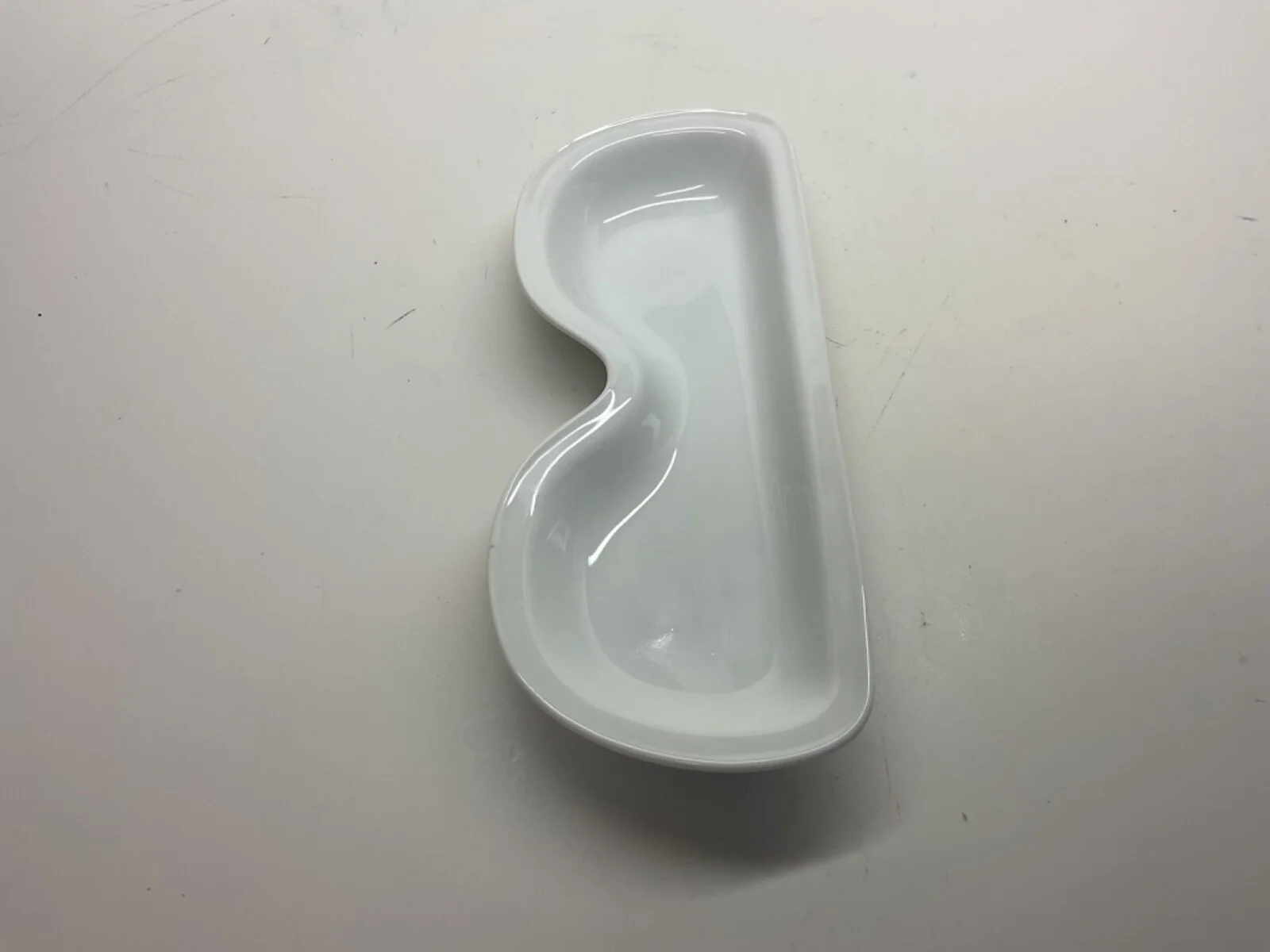 SOLID WHITE CERAMIC PORCELAIN EYEGLASS HOLDER TRAY - NEW 3